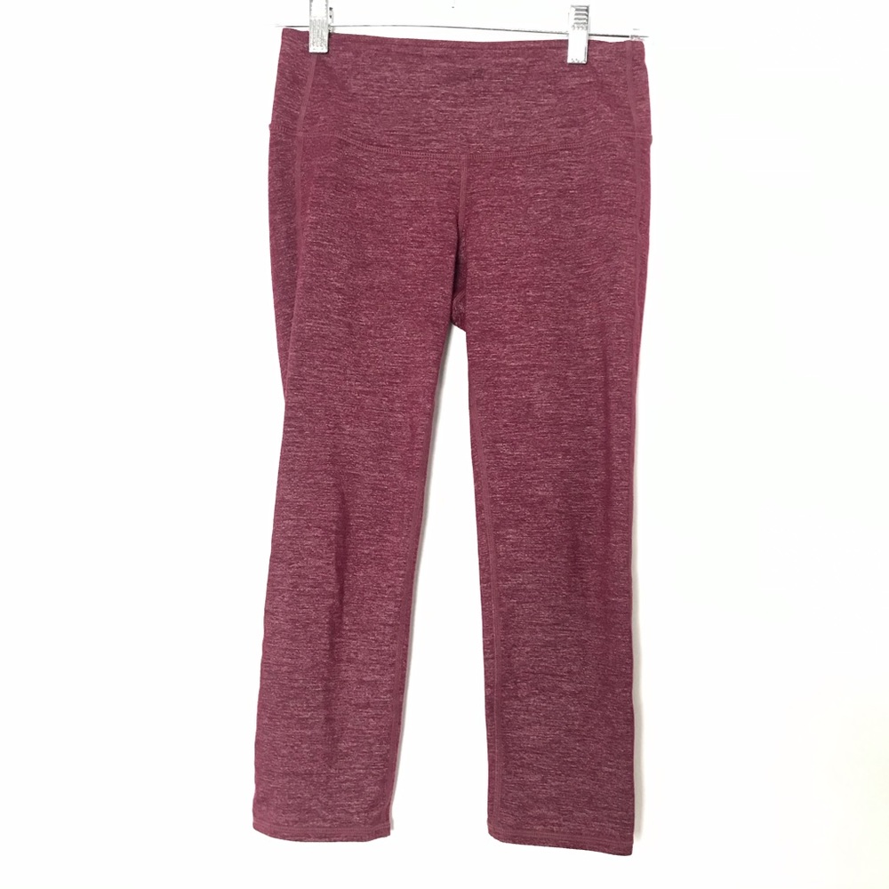 🎁 Athleta Red Size XS Women’s Seamless Cropped Leggings